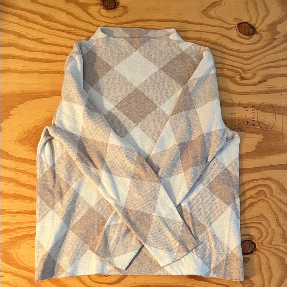 Checkered Long Sleeve Sweater